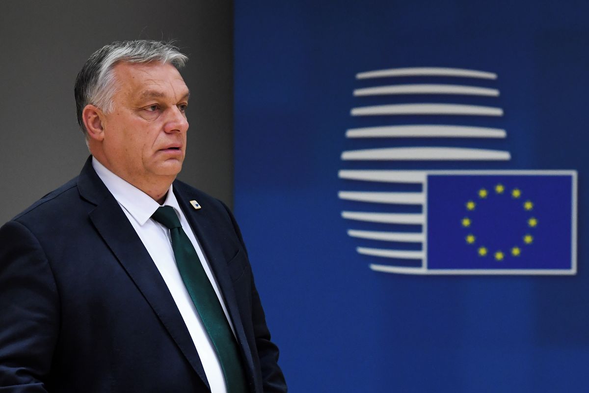 Potřebujeme zrušit jednomyslné hlasování v Radě. Vydírají nás přes něj autoritáři