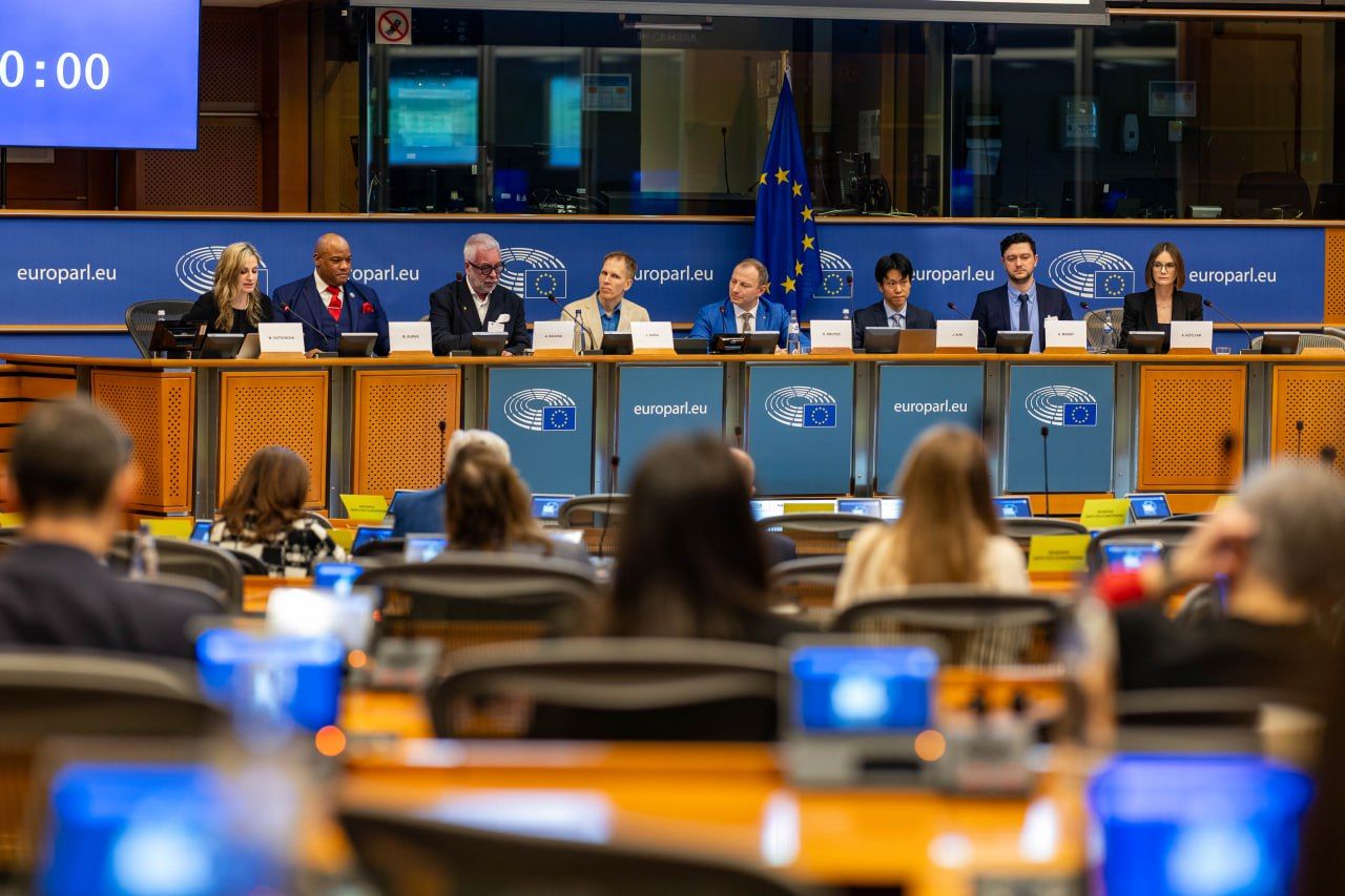 Jak sekta AllatRa získala razítko Evropského parlamentu