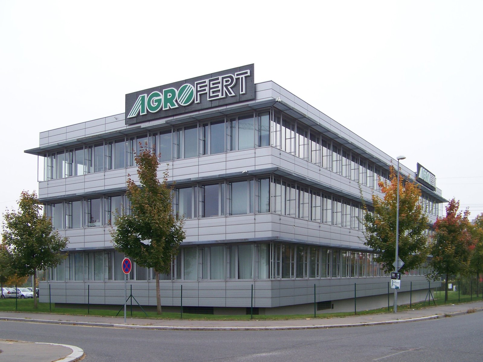 Agrofert obvinil europoslance z manipulace úředníků, ANO samo ale manipulovalo zevnitř Komise